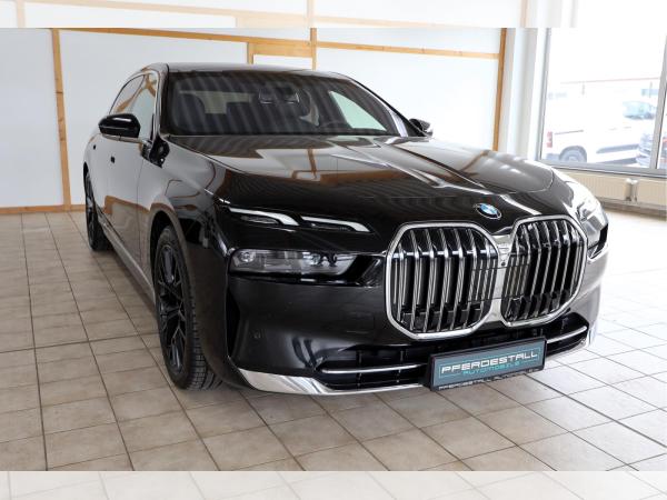 BMW 740