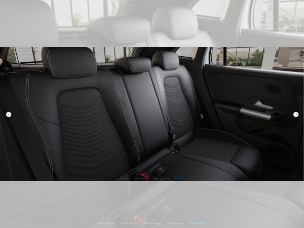 Mercedes-Benz GLA 220