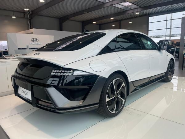 Hyundai IONIQ 6