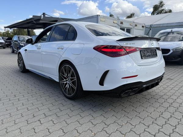 Mercedes-Benz C 63 AMG