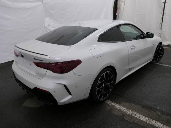BMW M440i