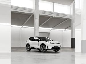 LYNK & Co 08