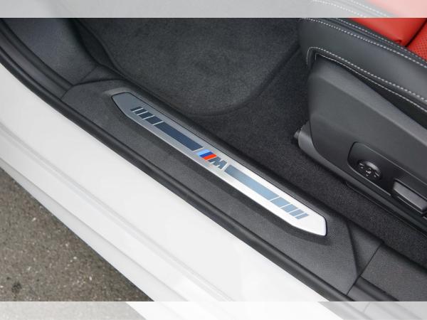 BMW M235