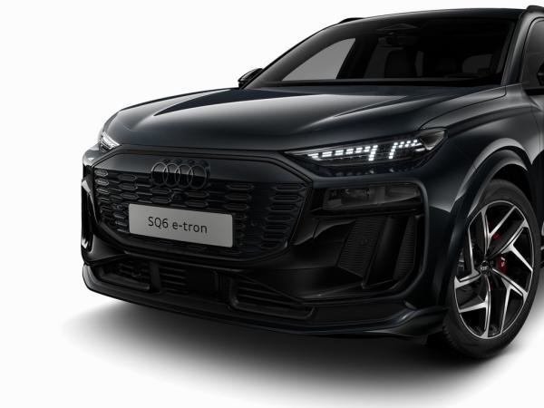Audi SQ6 e-tron
