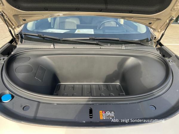 MG S6 EV