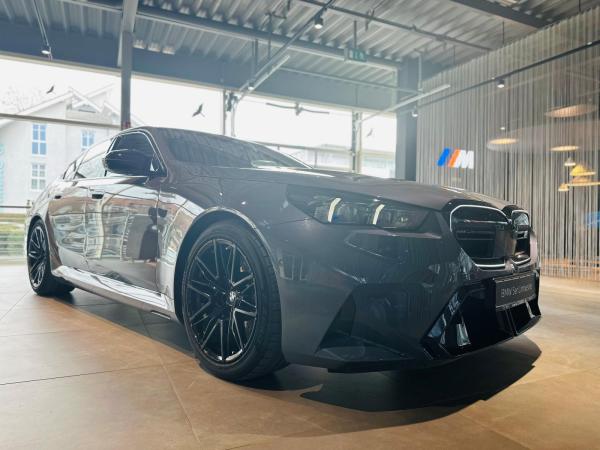 BMW M5