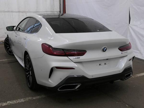 BMW M850