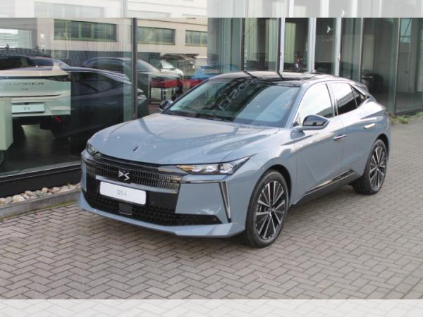 DS Automobiles N°4