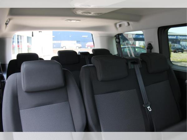 Peugeot Traveller