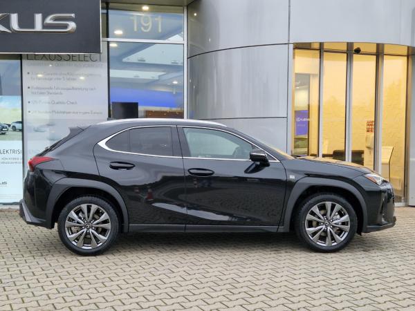 Lexus UX-300h