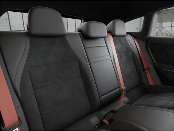 Mercedes-Benz CLA 350