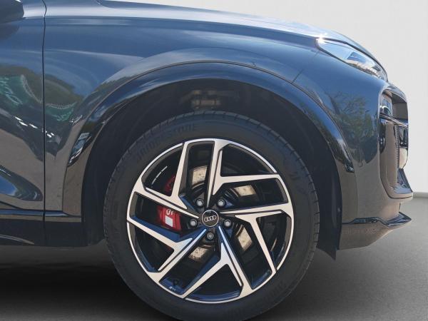 Audi SQ6 e-tron