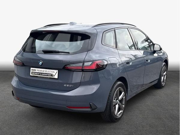 BMW 220