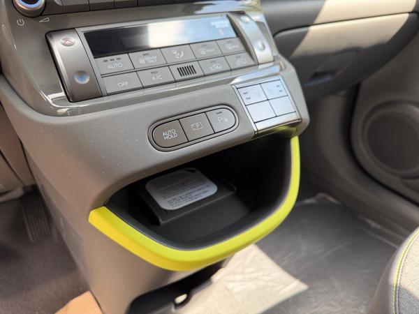 Hyundai INSTER