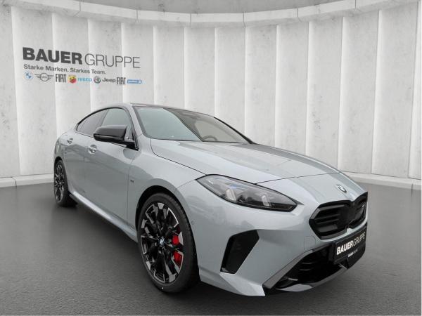 BMW M235
