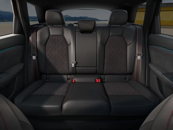 Audi SQ6 e-tron