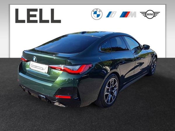 BMW M440i