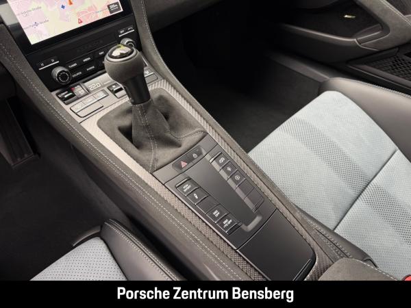 Porsche 718 Spyder