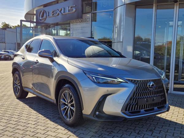 Lexus NX 450h+