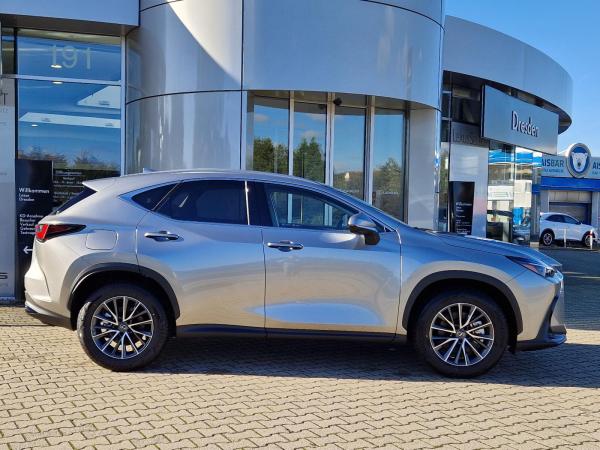 Lexus NX 450h+