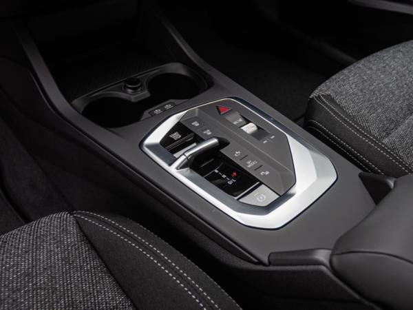 BMW 216