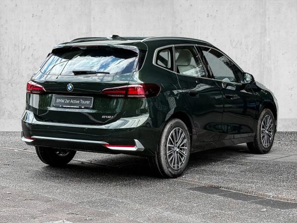 BMW 216