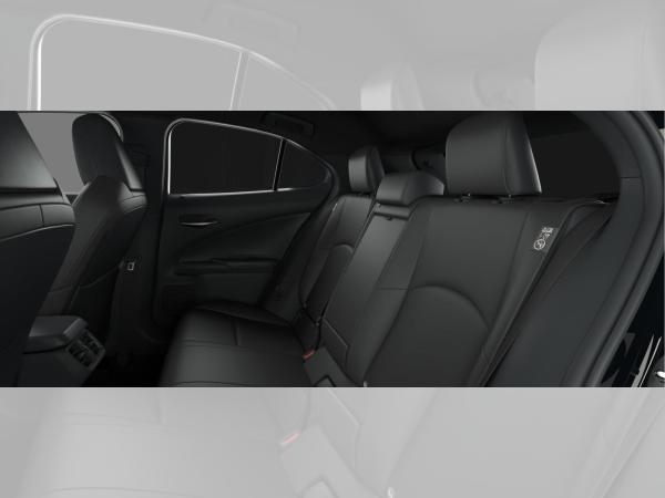 Lexus UX-300h