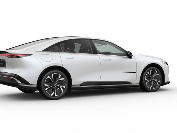 Mazda 6e