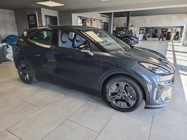 Cupra Raval