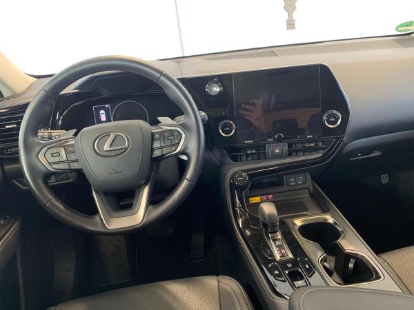 Lexus NX 350h