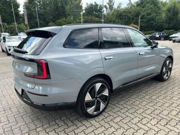 Volvo EX90