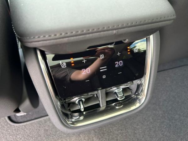 Volvo ES90