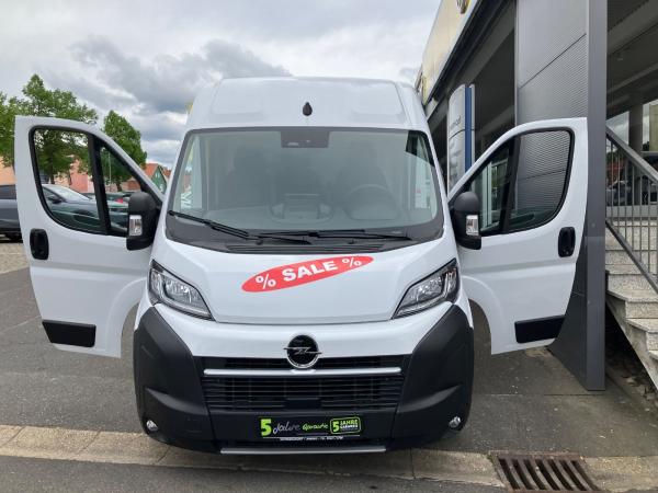Opel Movano