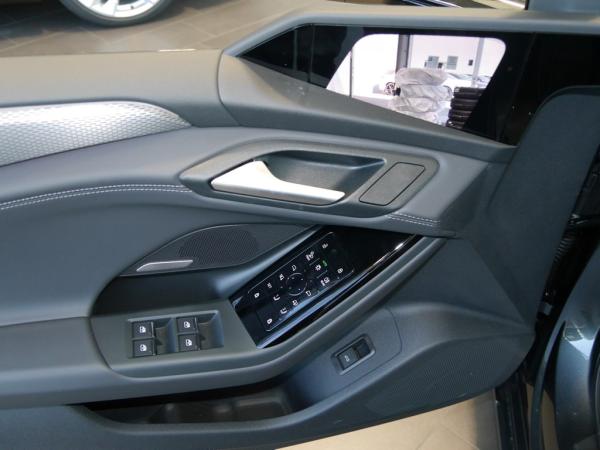 Audi S6 e-tron