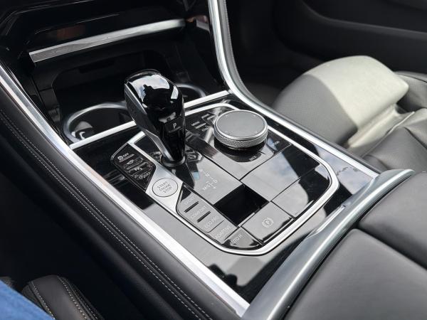 BMW M850