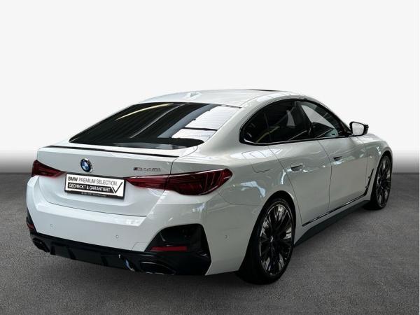 BMW M440i