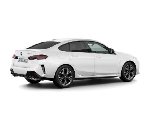 BMW M235