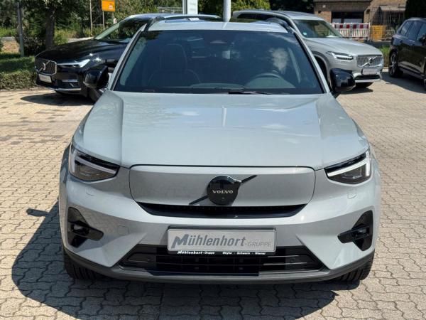 Volvo EX40