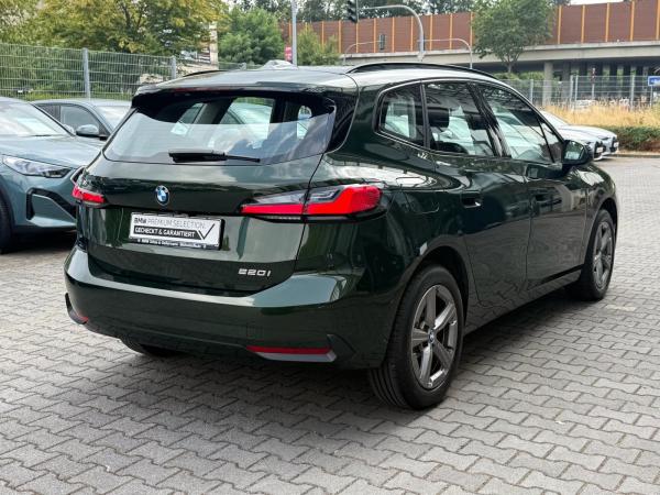 BMW 220