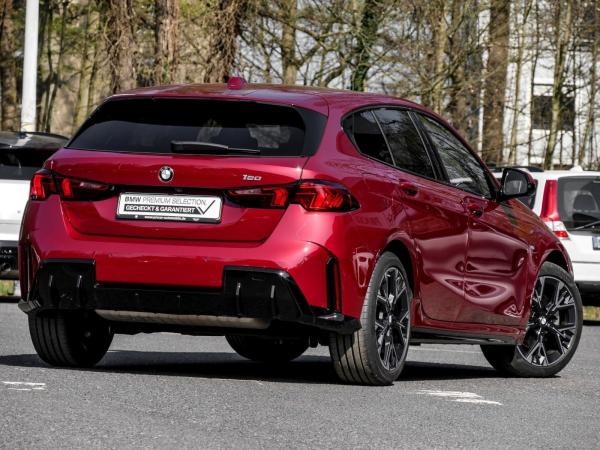 BMW 120