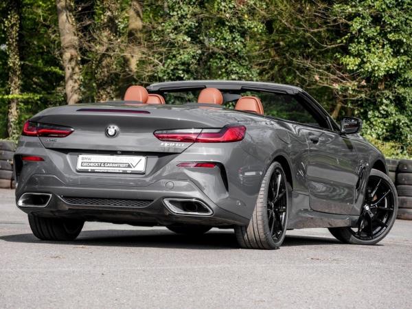 BMW 840