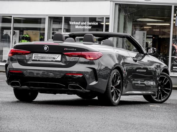 BMW 440