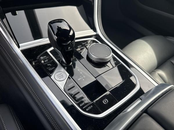 BMW M850