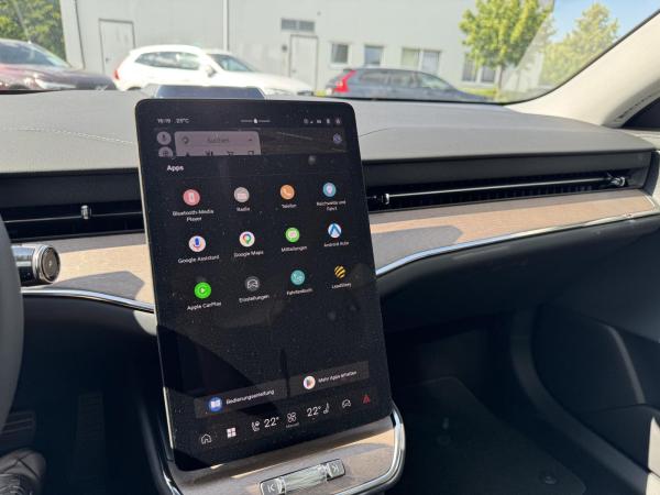 Volvo ES90