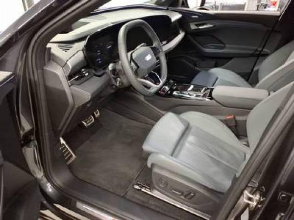 Audi SQ6 e-tron