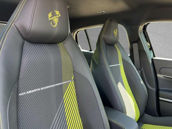 Abarth 600e