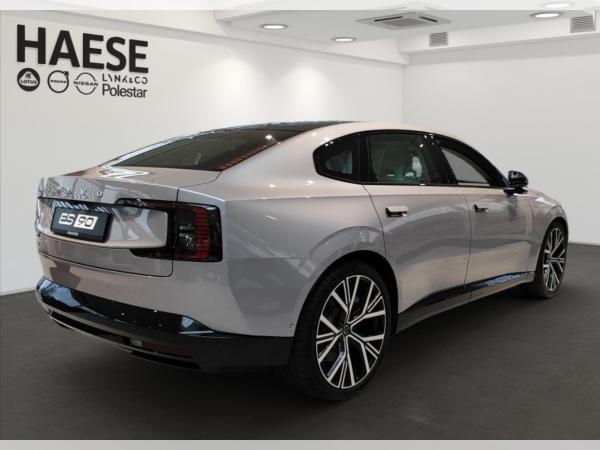 Volvo ES90