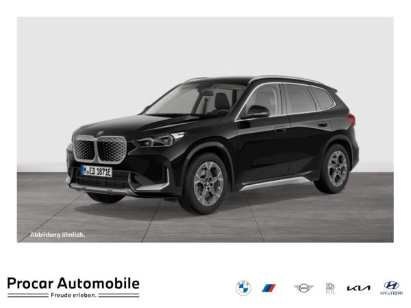 BMW iX1