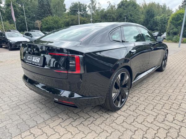 Volvo ES90