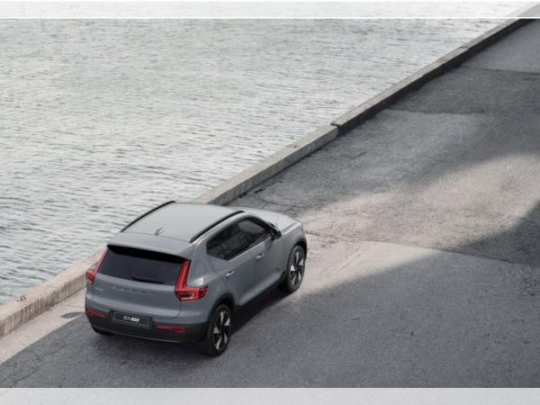 Volvo EX40